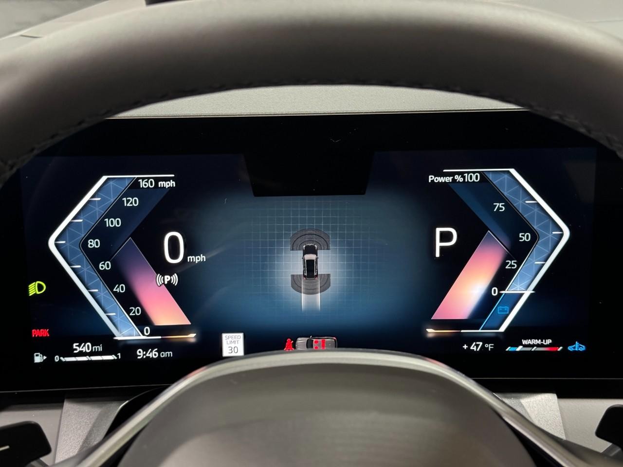 BMW X3 Vehicle Full-screen Gallery Image 30