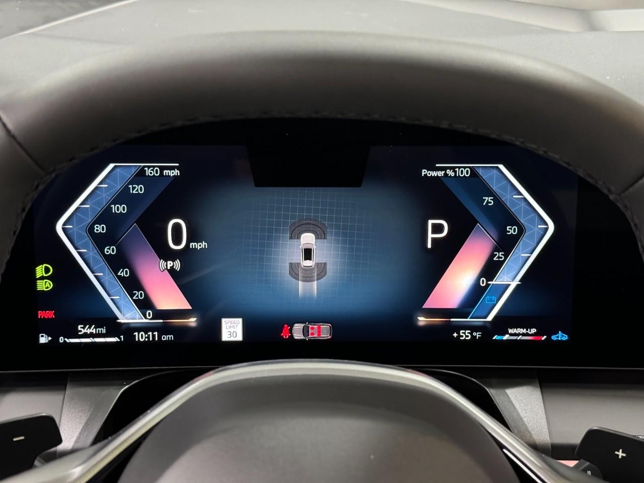 BMW X3 Vehicle Full-screen Gallery Image 30