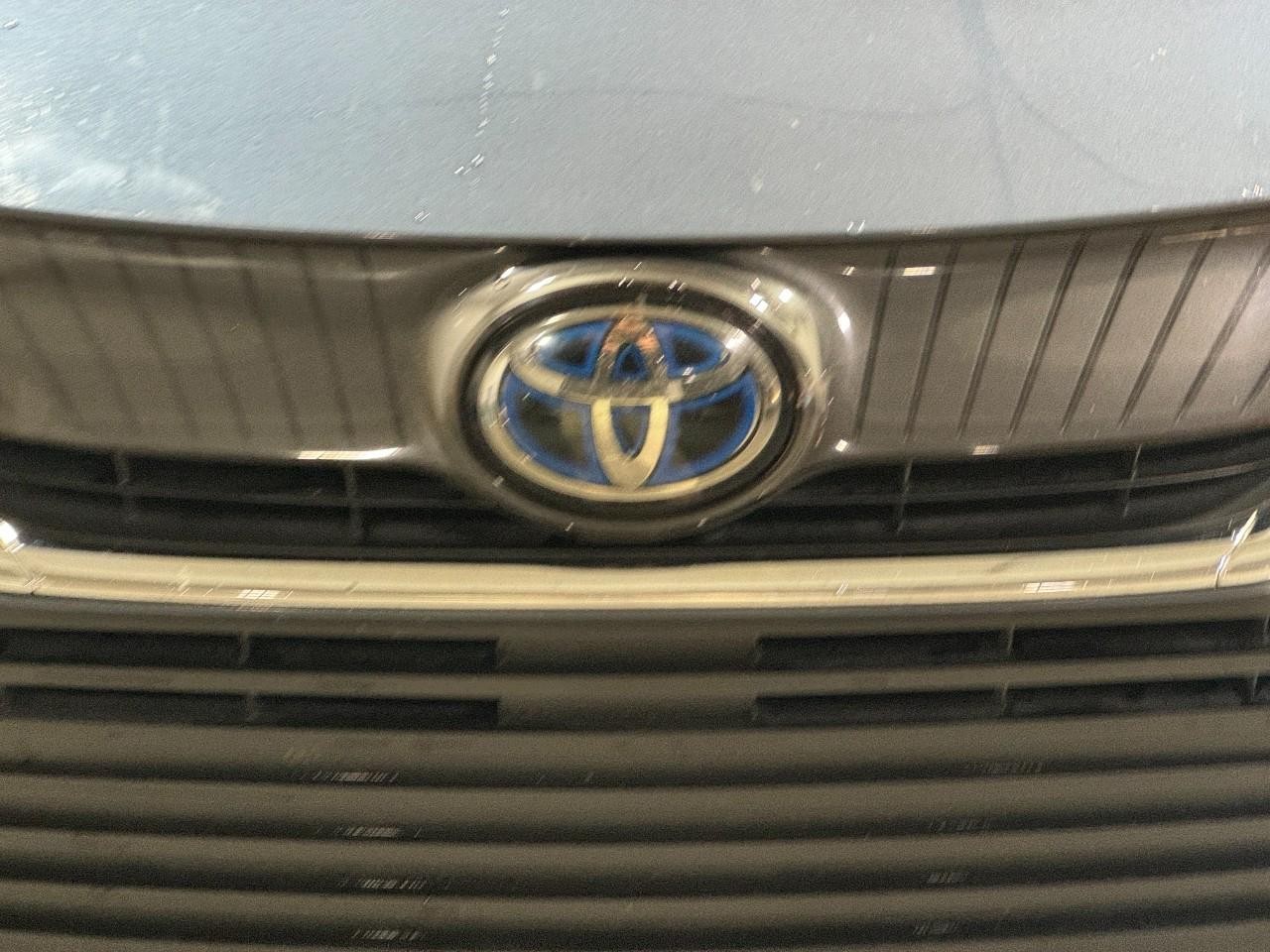 Toyota Venza Vehicle Full-screen Gallery Image 29