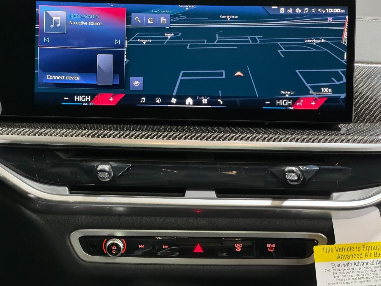 BMW X5 Vehicle Full-screen Gallery Image 15