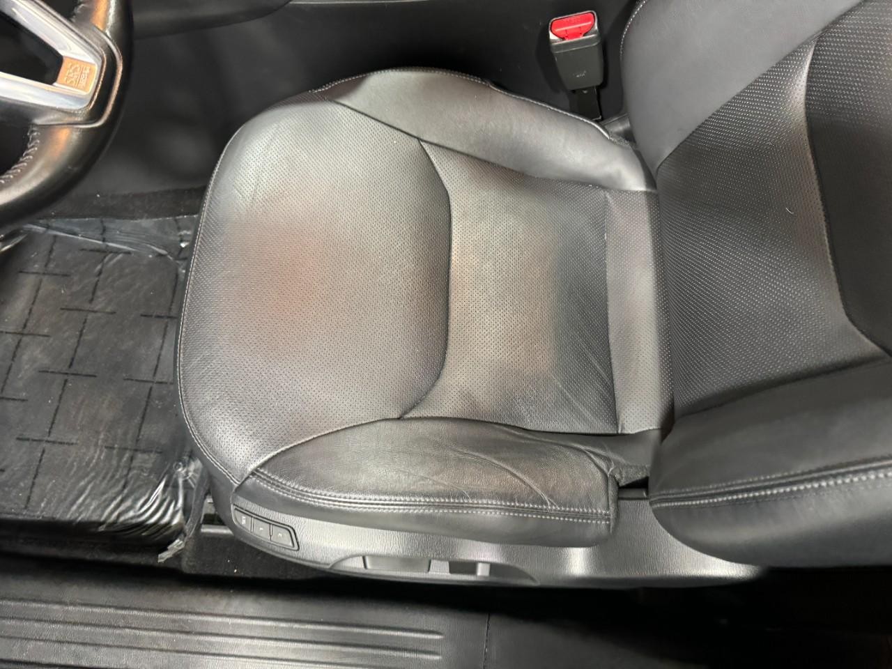 Mazda CX-9 Vehicle Full-screen Gallery Image 27