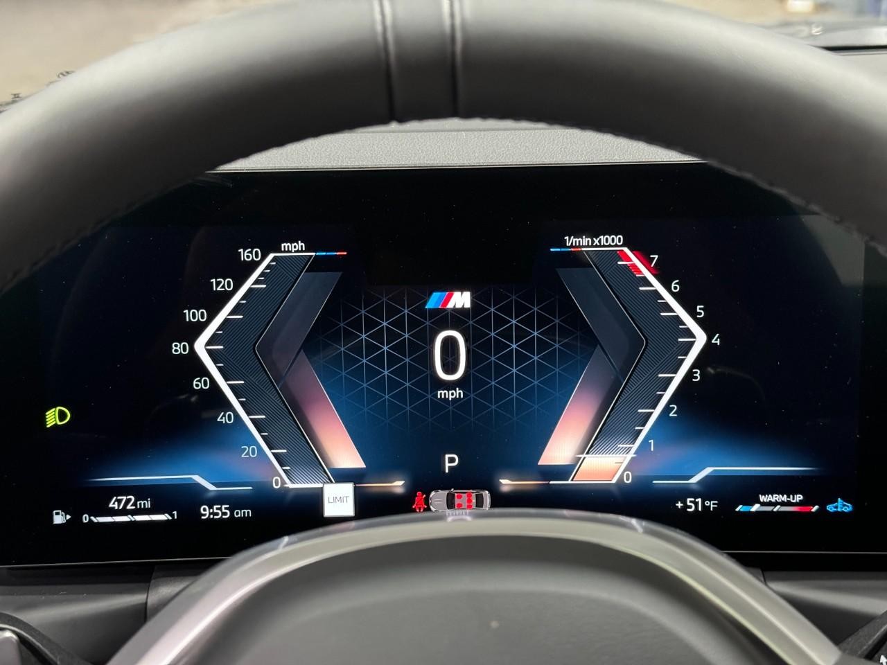 BMW 3 Series Vehicle Full-screen Gallery Image 33