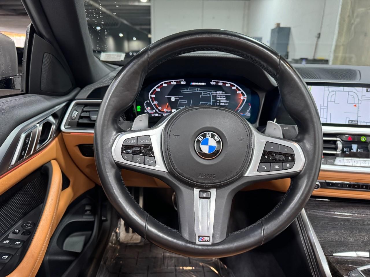 BMW 4 Series Vehicle Full-screen Gallery Image 13