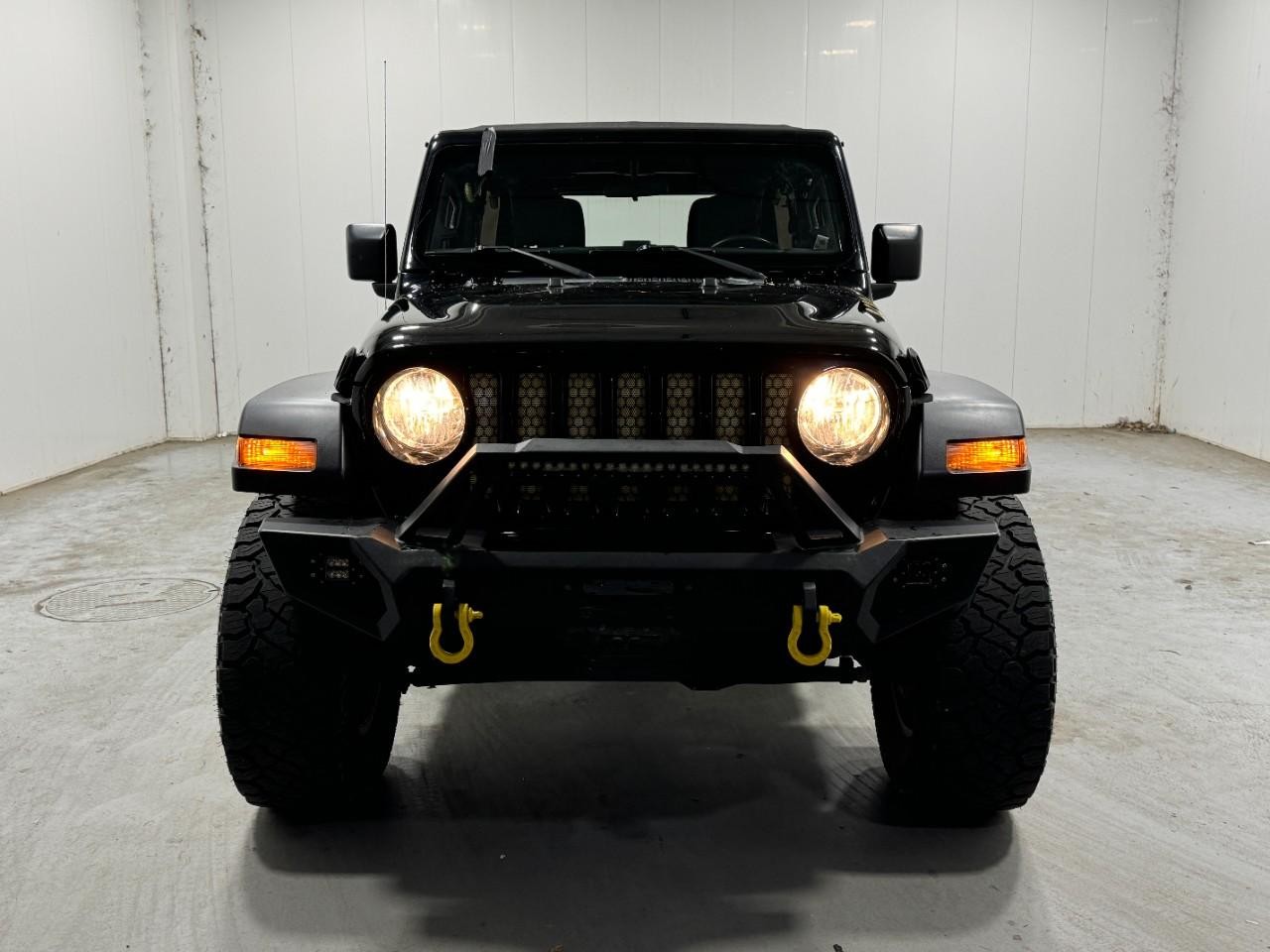 Jeep Wrangler Unlimited Vehicle Full-screen Gallery Image 7
