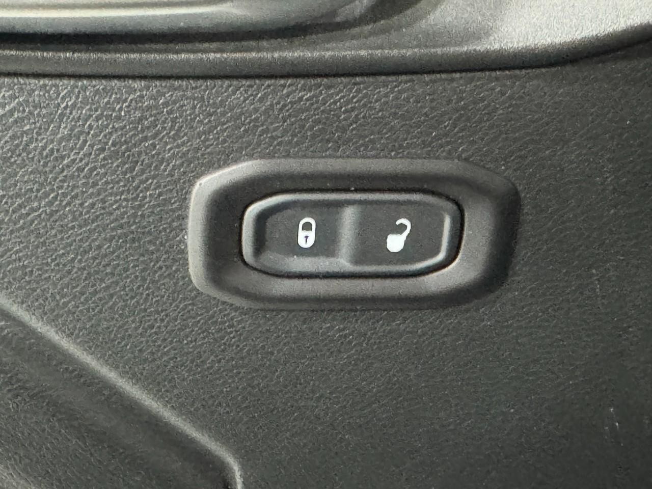 Jeep Wrangler Unlimited Vehicle Full-screen Gallery Image 22