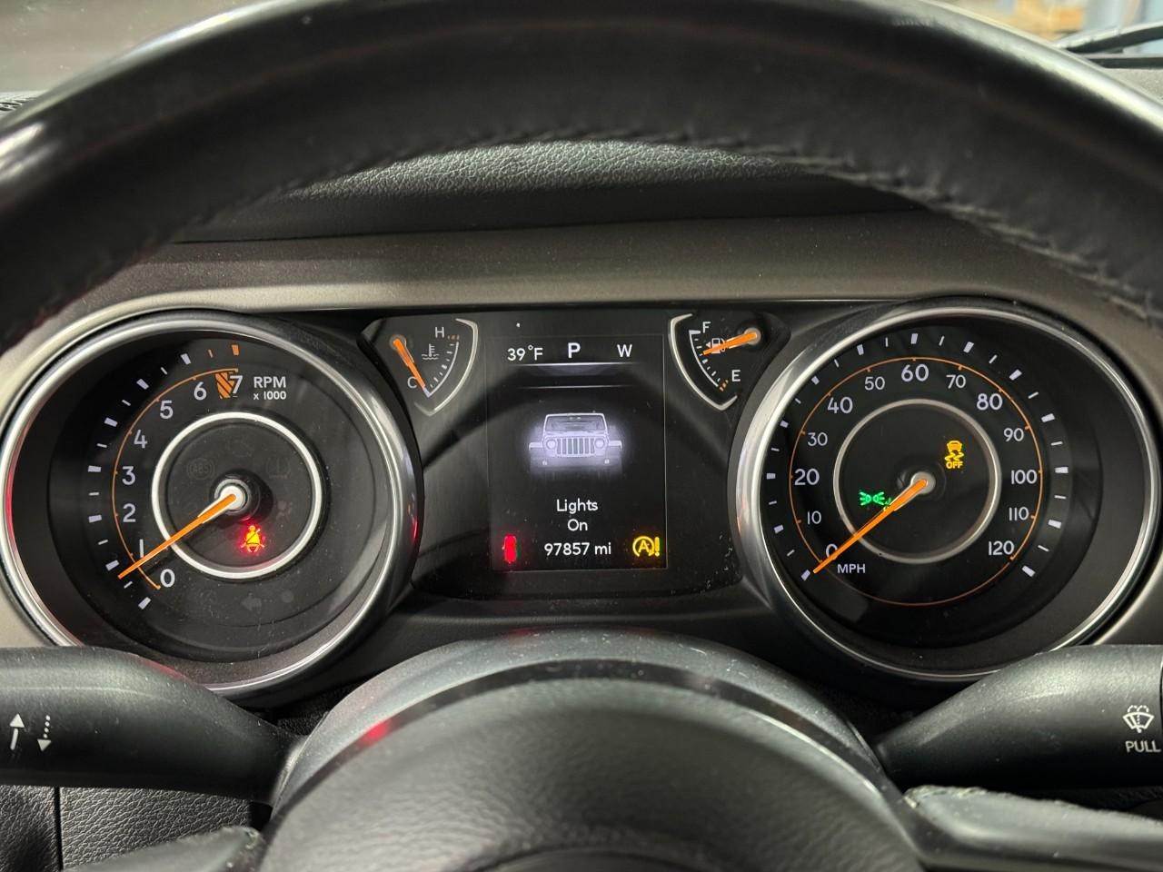 Jeep Wrangler Unlimited Vehicle Full-screen Gallery Image 29