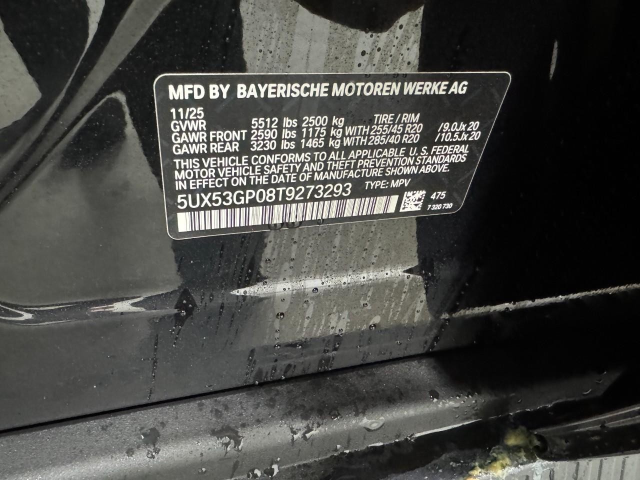 BMW X3 Vehicle Full-screen Gallery Image 33