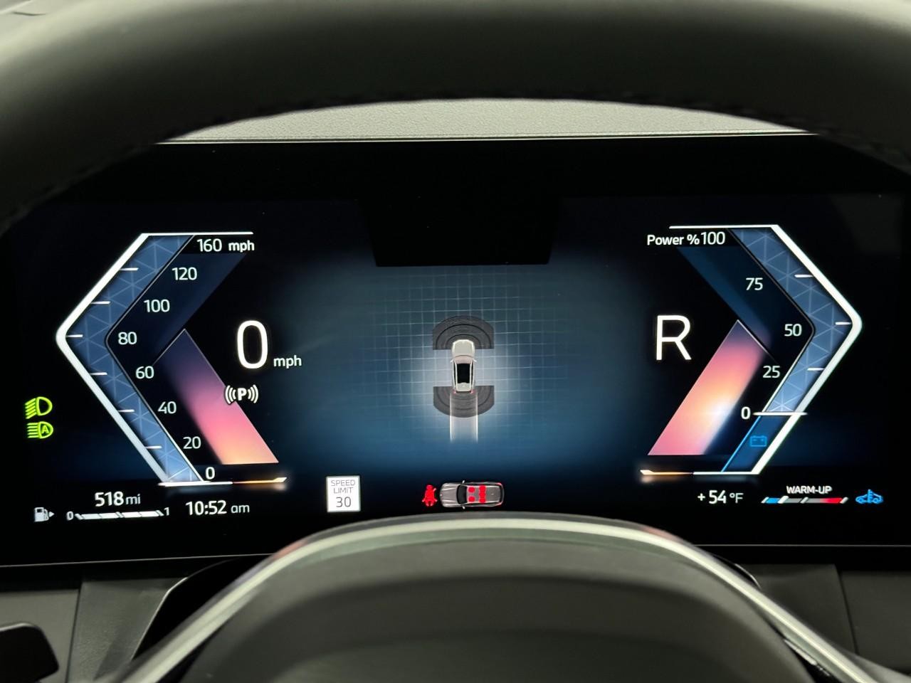 BMW X3 Vehicle Full-screen Gallery Image 30