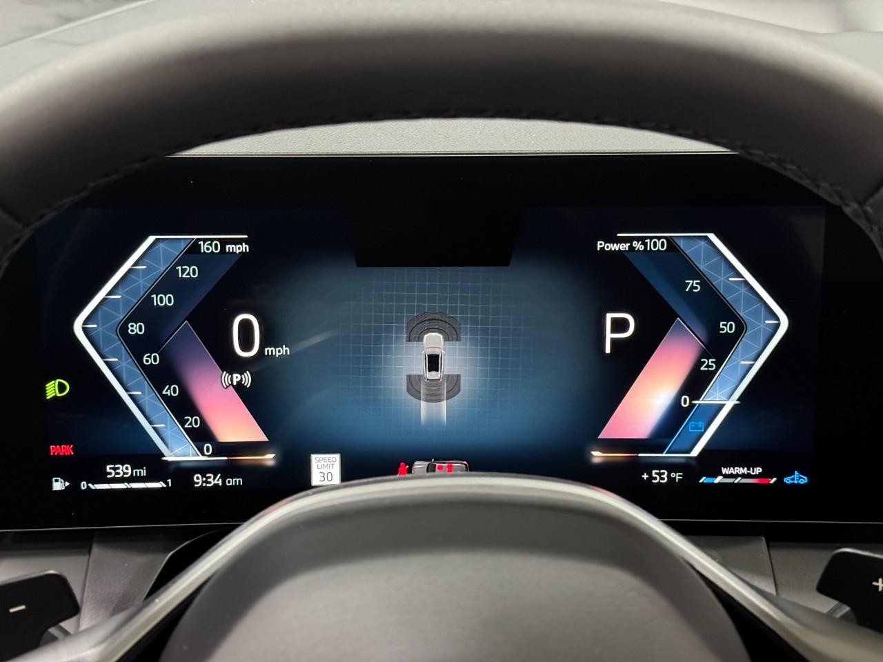 BMW X3 Vehicle Full-screen Gallery Image 29