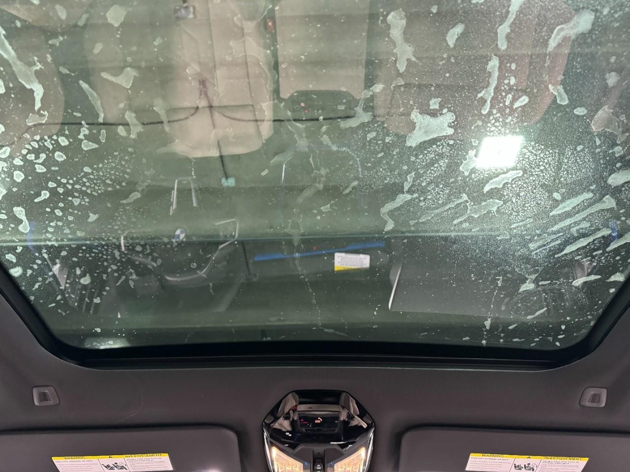 BMW X3 Vehicle Full-screen Gallery Image 11