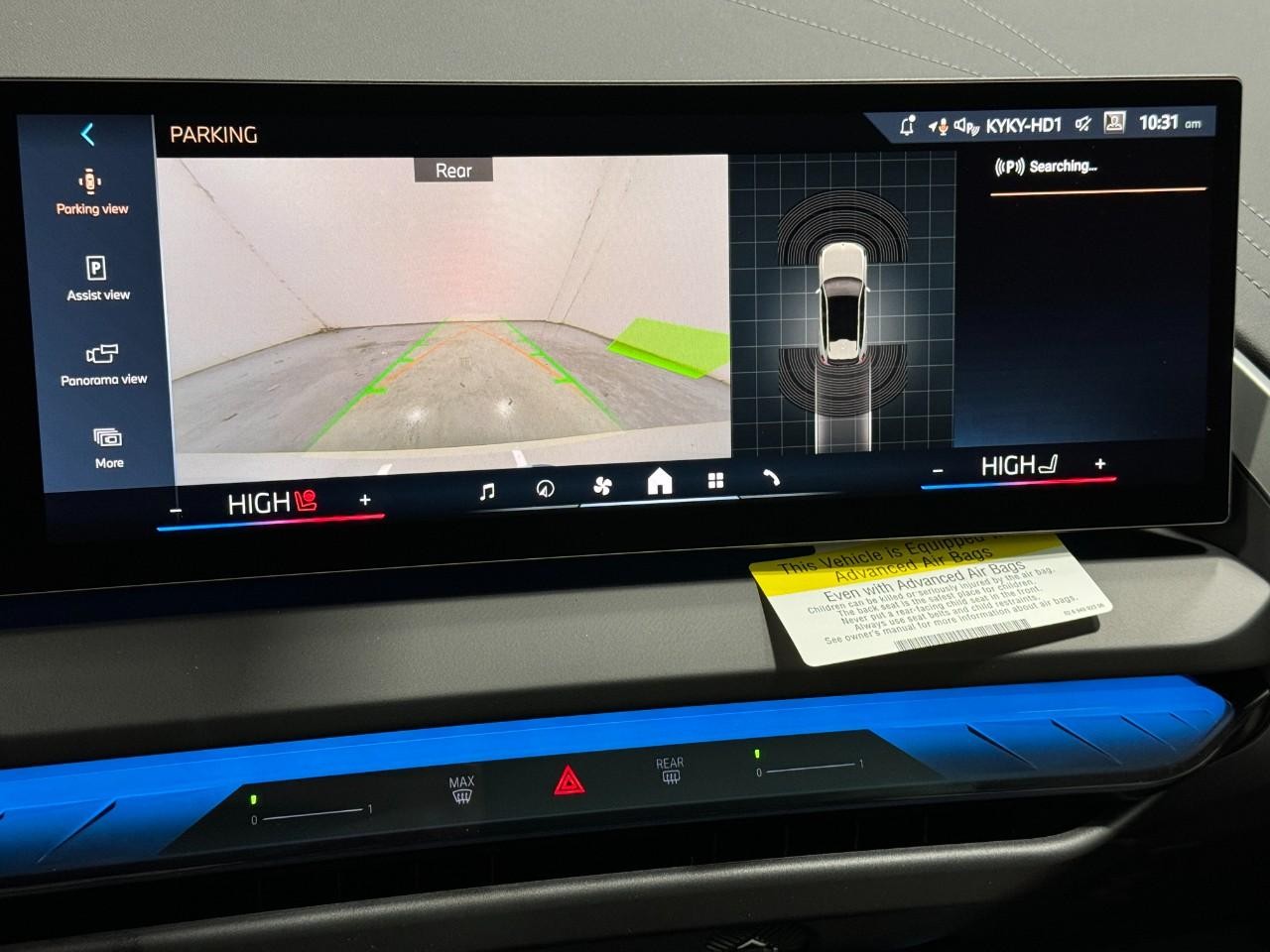 BMW X3 Vehicle Full-screen Gallery Image 30