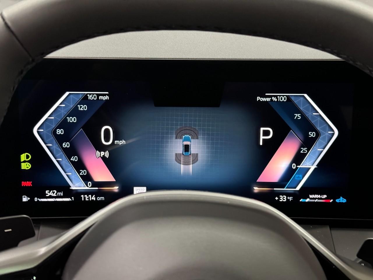 BMW X3 Vehicle Full-screen Gallery Image 30