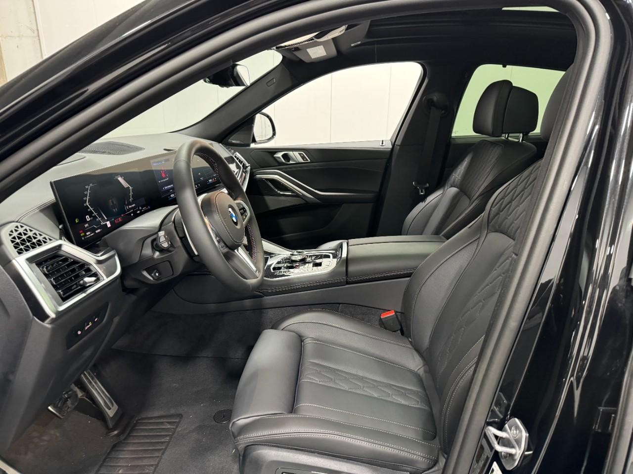 BMW X6 Vehicle Full-screen Gallery Image 27