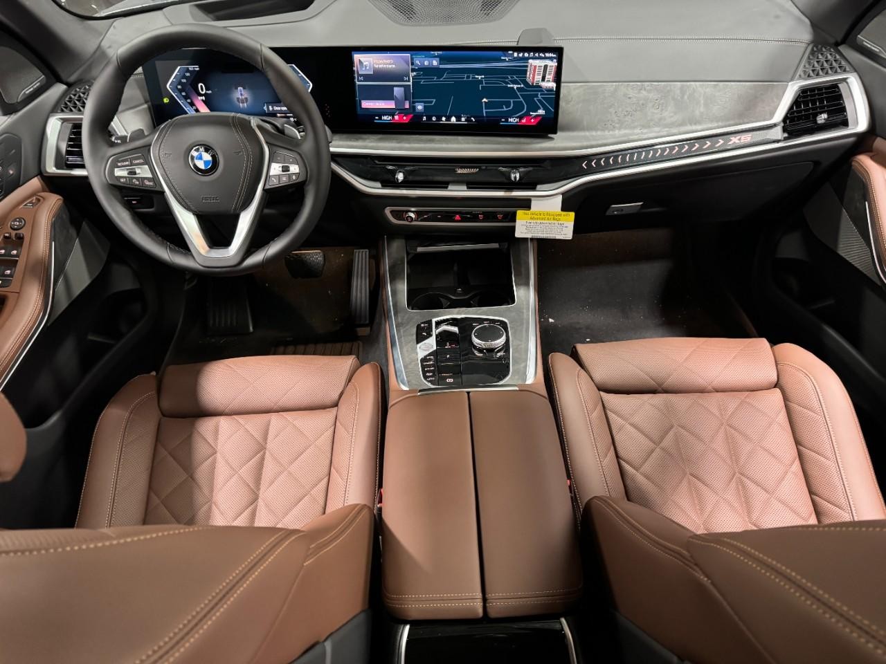 BMW X5 Vehicle Full-screen Gallery Image 13