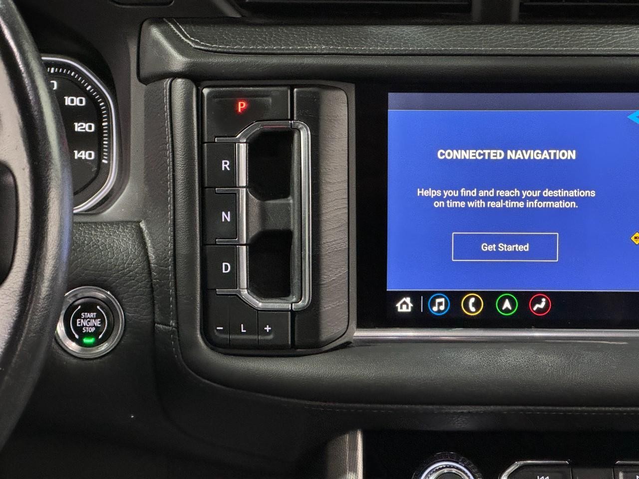 GMC Yukon Vehicle Full-screen Gallery Image 18