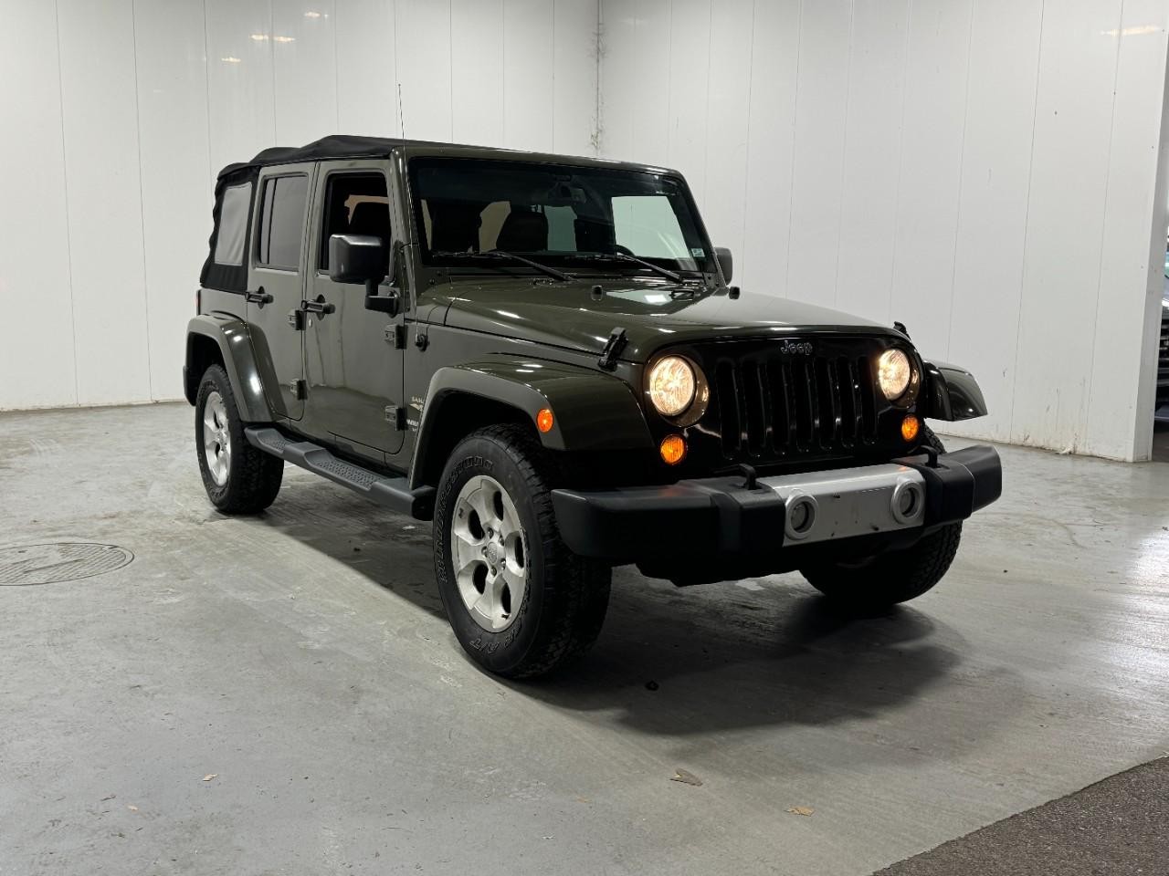 Jeep Wrangler Unlimited Vehicle Full-screen Gallery Image 6