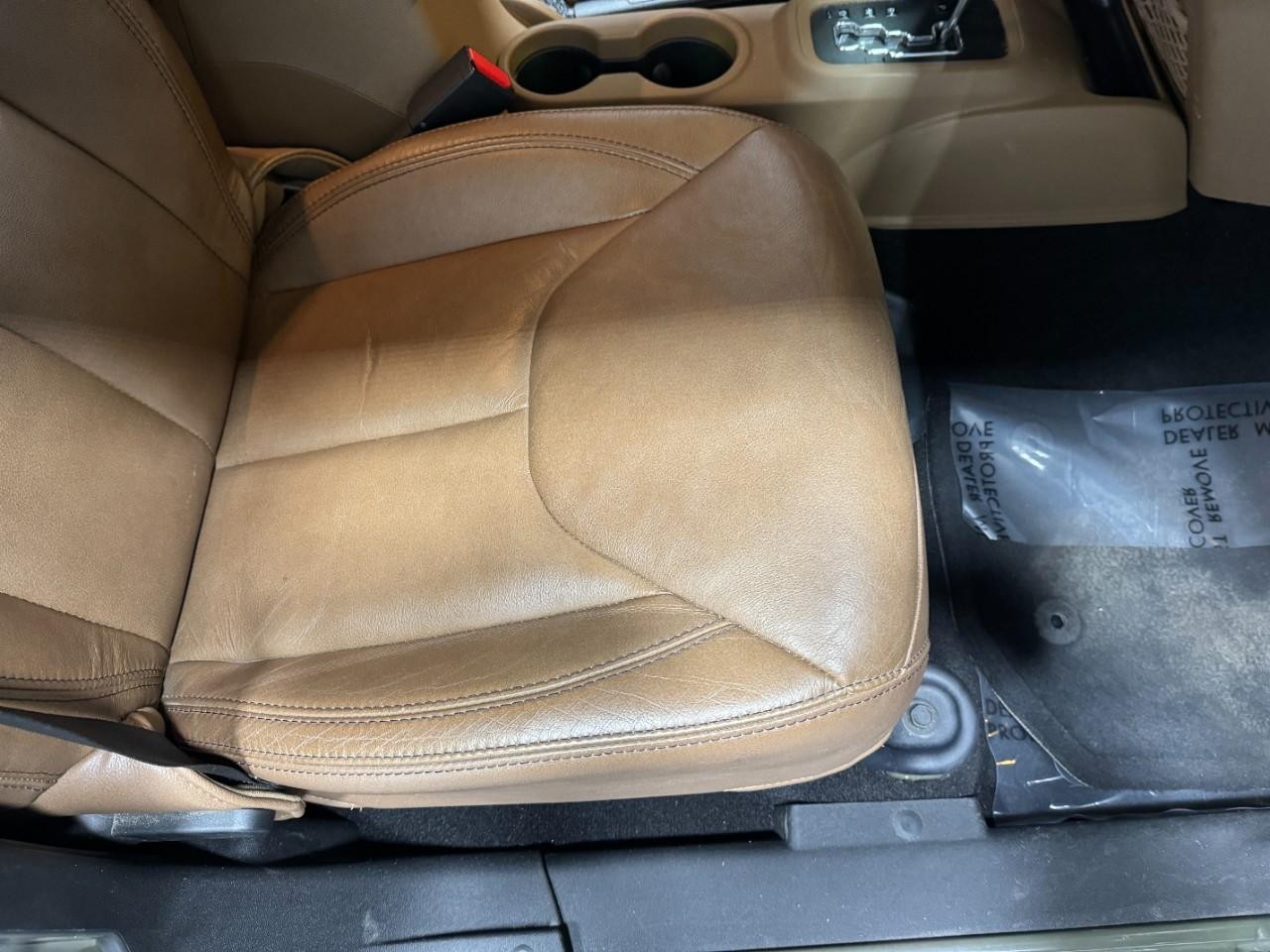 Jeep Wrangler Unlimited Vehicle Full-screen Gallery Image 19