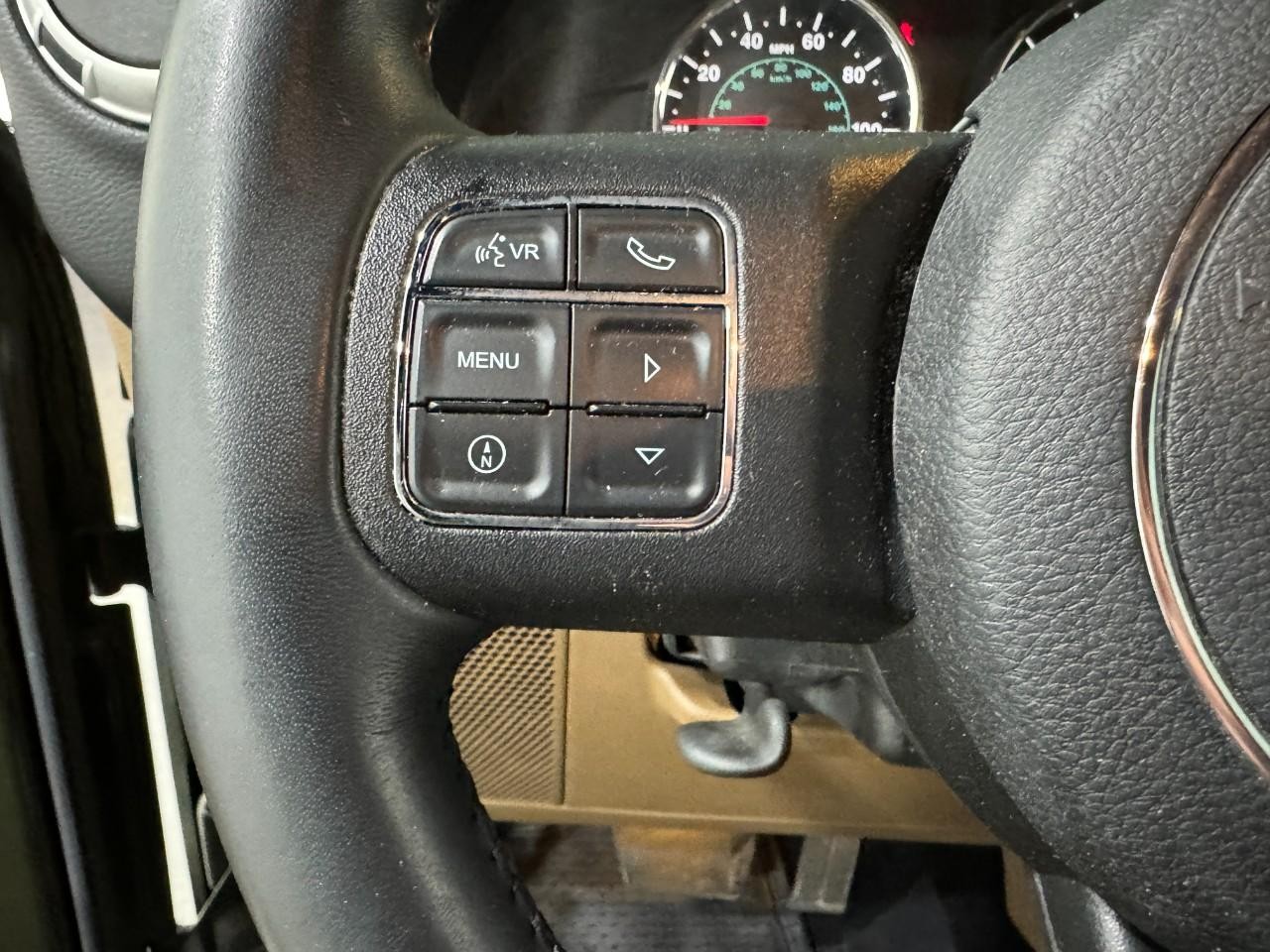 Jeep Wrangler Unlimited Vehicle Full-screen Gallery Image 27