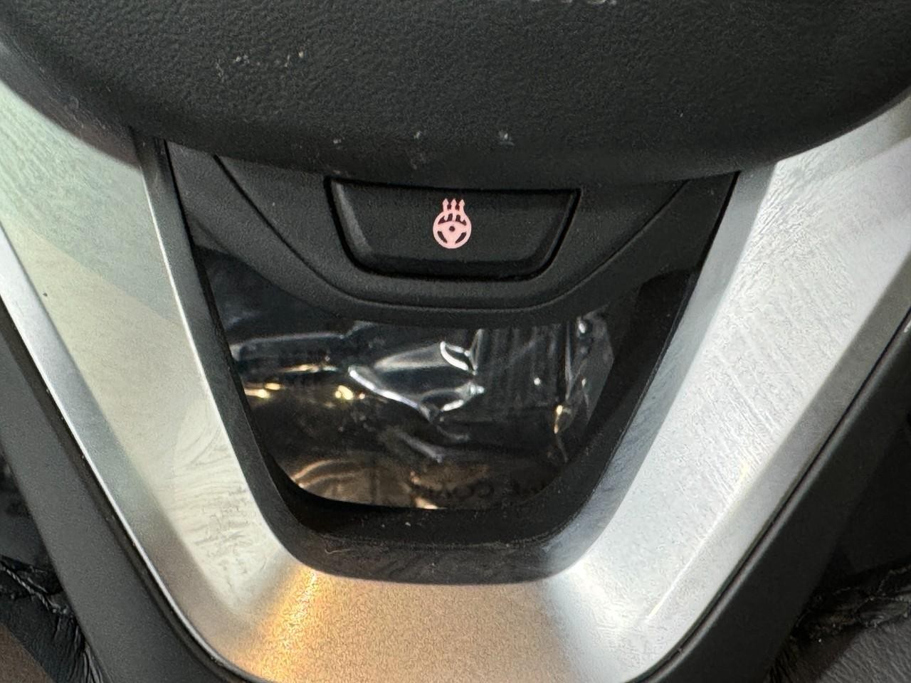 BMW X3 Vehicle Full-screen Gallery Image 32