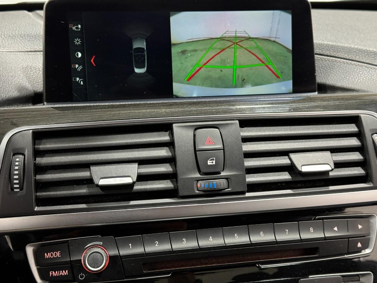 BMW 4 Series Vehicle Full-screen Gallery Image 29