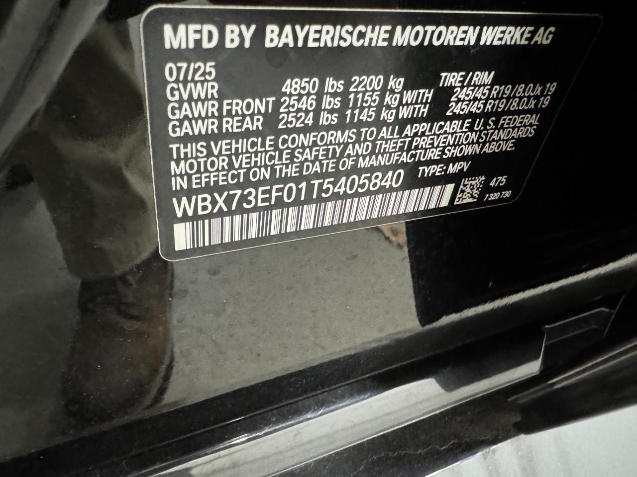 BMW X1 Vehicle Full-screen Gallery Image 33