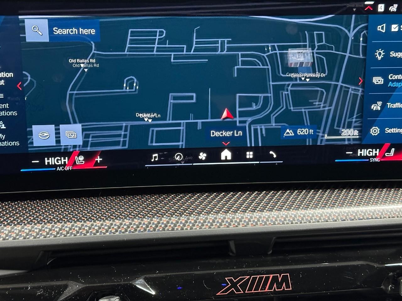 BMW XM Vehicle Full-screen Gallery Image 31