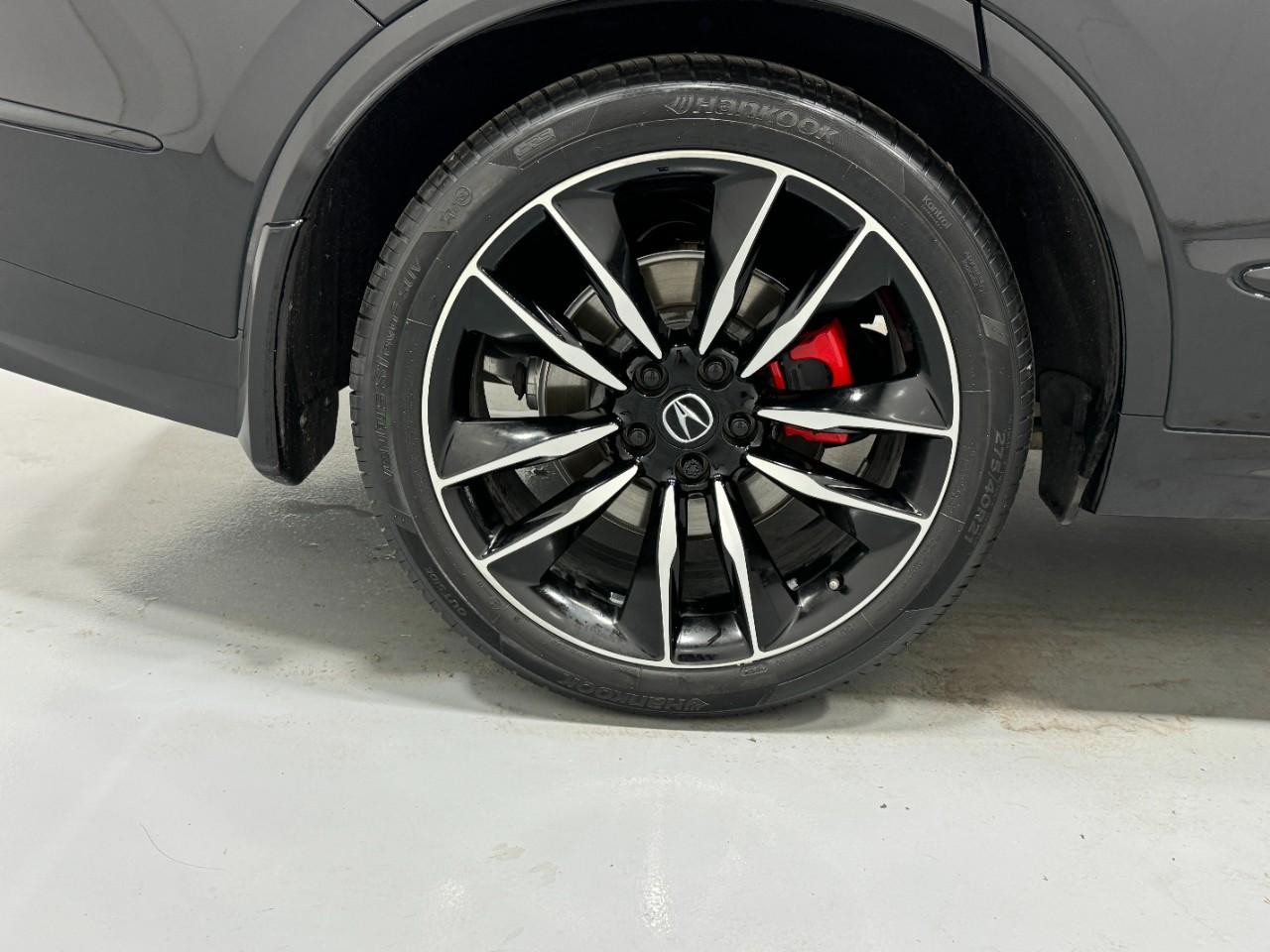 Acura MDX Vehicle Full-screen Gallery Image 05