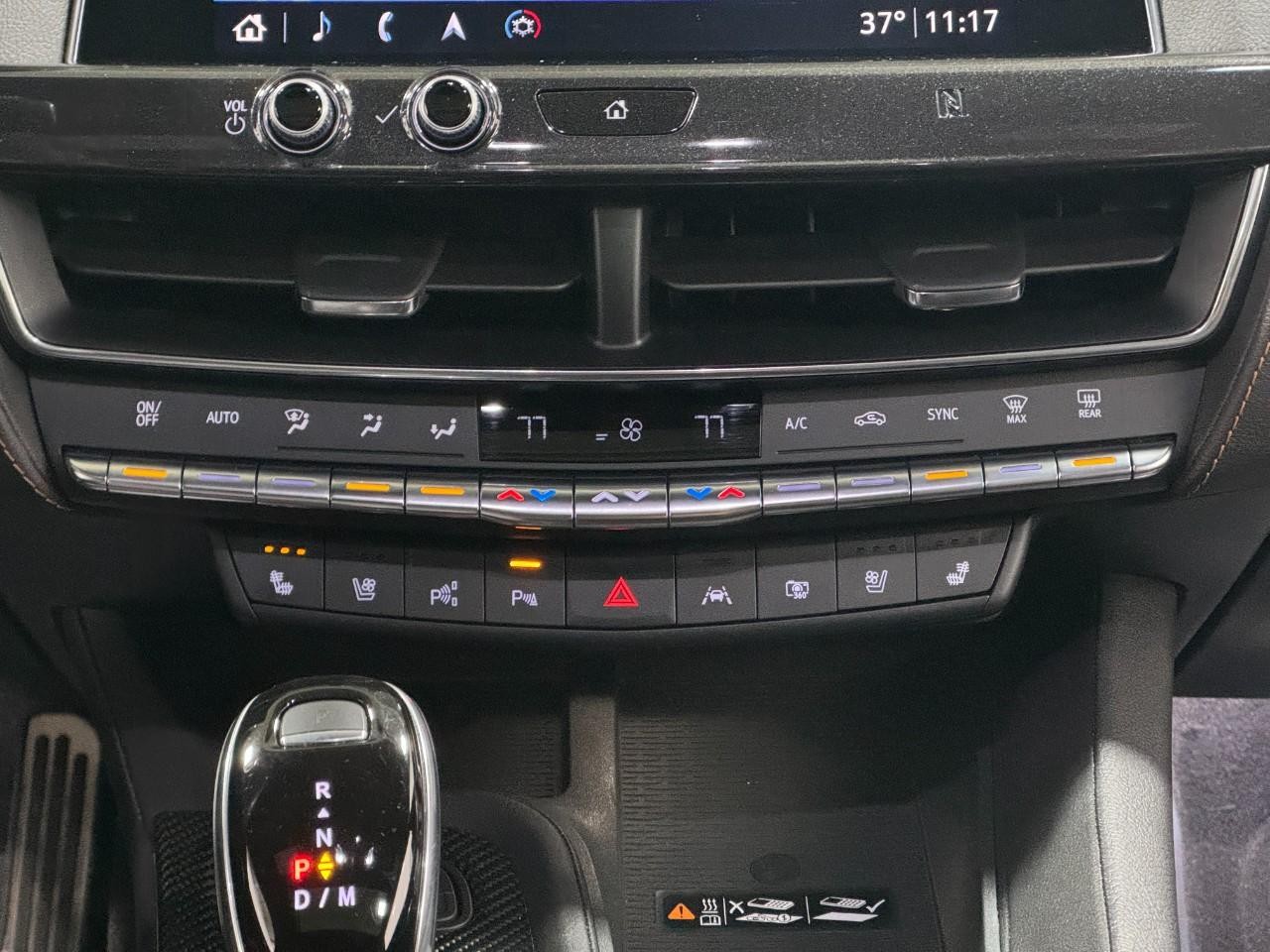 Cadillac CT5 Vehicle Full-screen Gallery Image 15