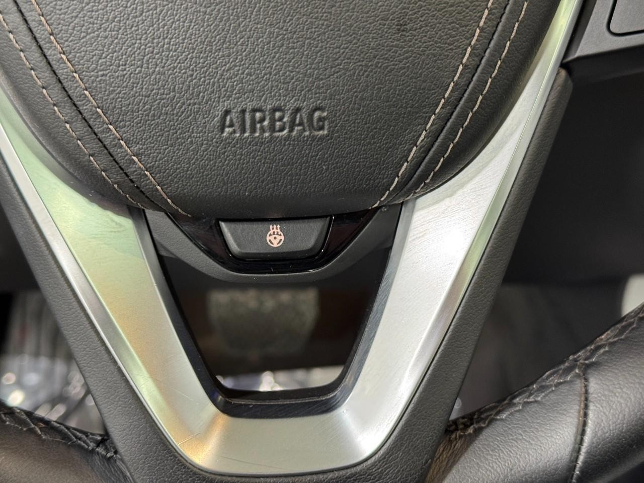 BMW X5 Vehicle Full-screen Gallery Image 33