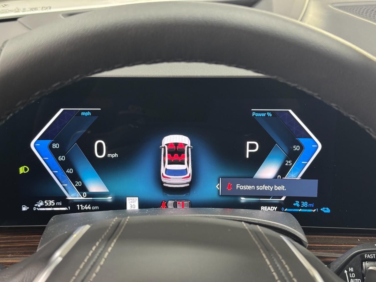 BMW X5 Vehicle Full-screen Gallery Image 32