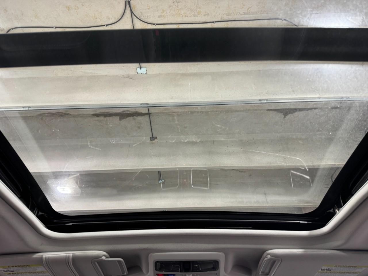 Subaru Forester Vehicle Full-screen Gallery Image 11