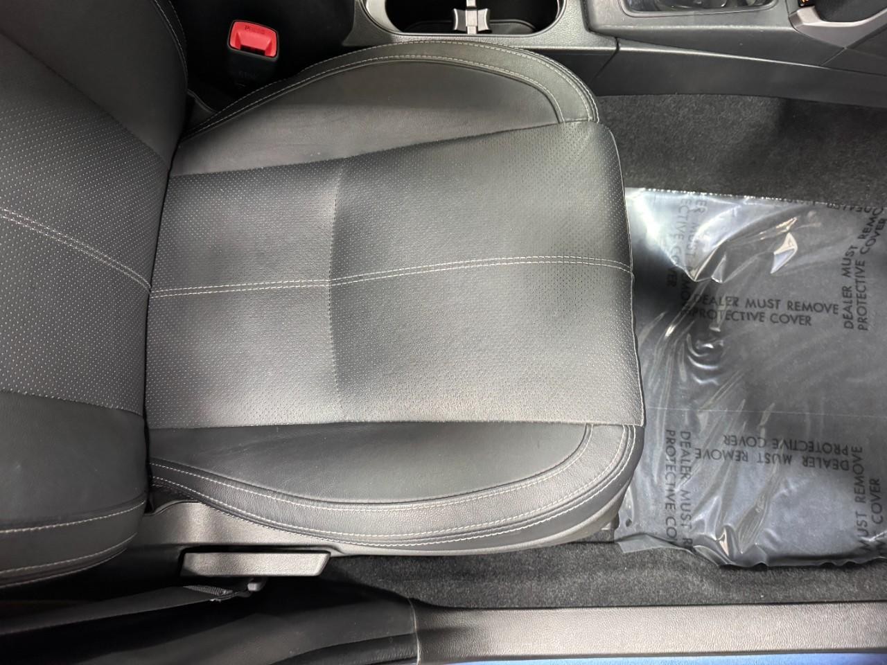 Subaru Forester Vehicle Full-screen Gallery Image 19