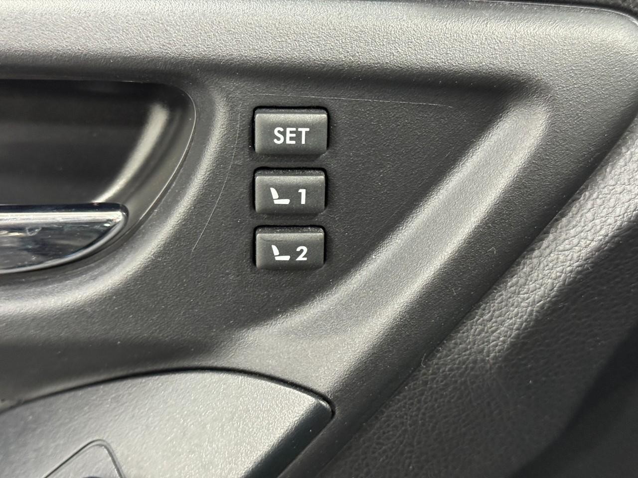 Subaru Forester Vehicle Full-screen Gallery Image 23