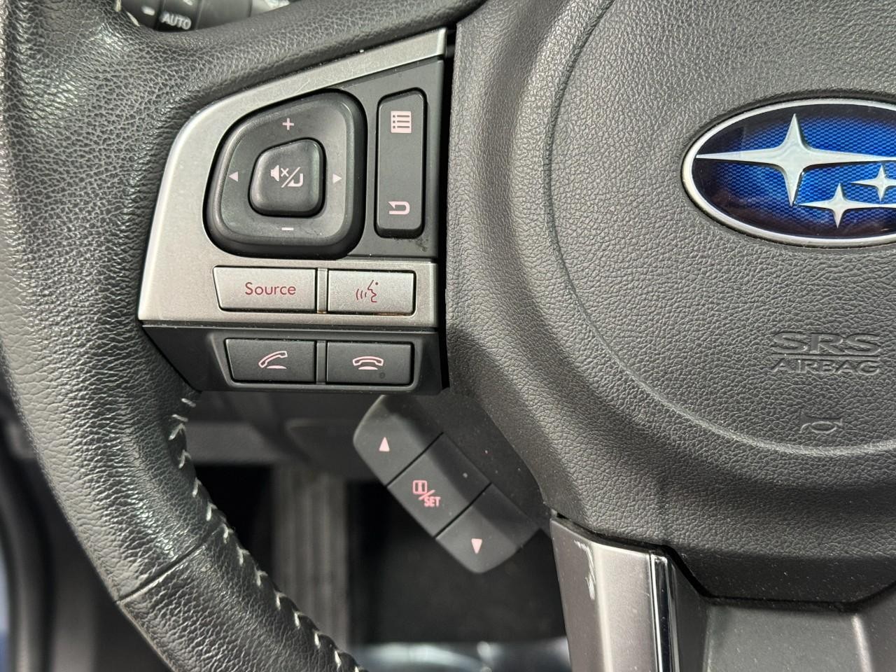 Subaru Forester Vehicle Full-screen Gallery Image 30