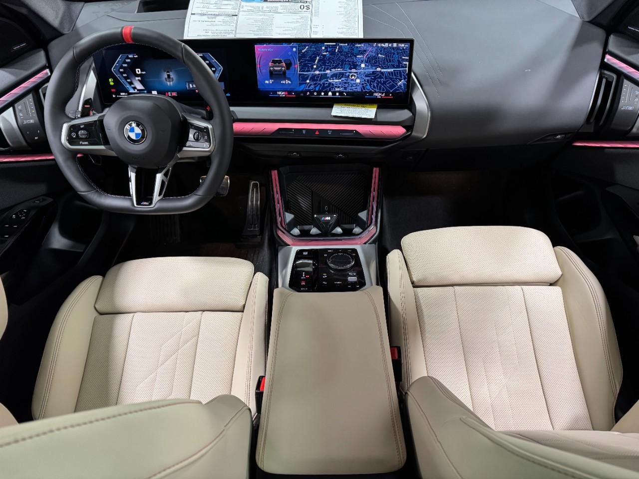 BMW X3 Vehicle Full-screen Gallery Image 12