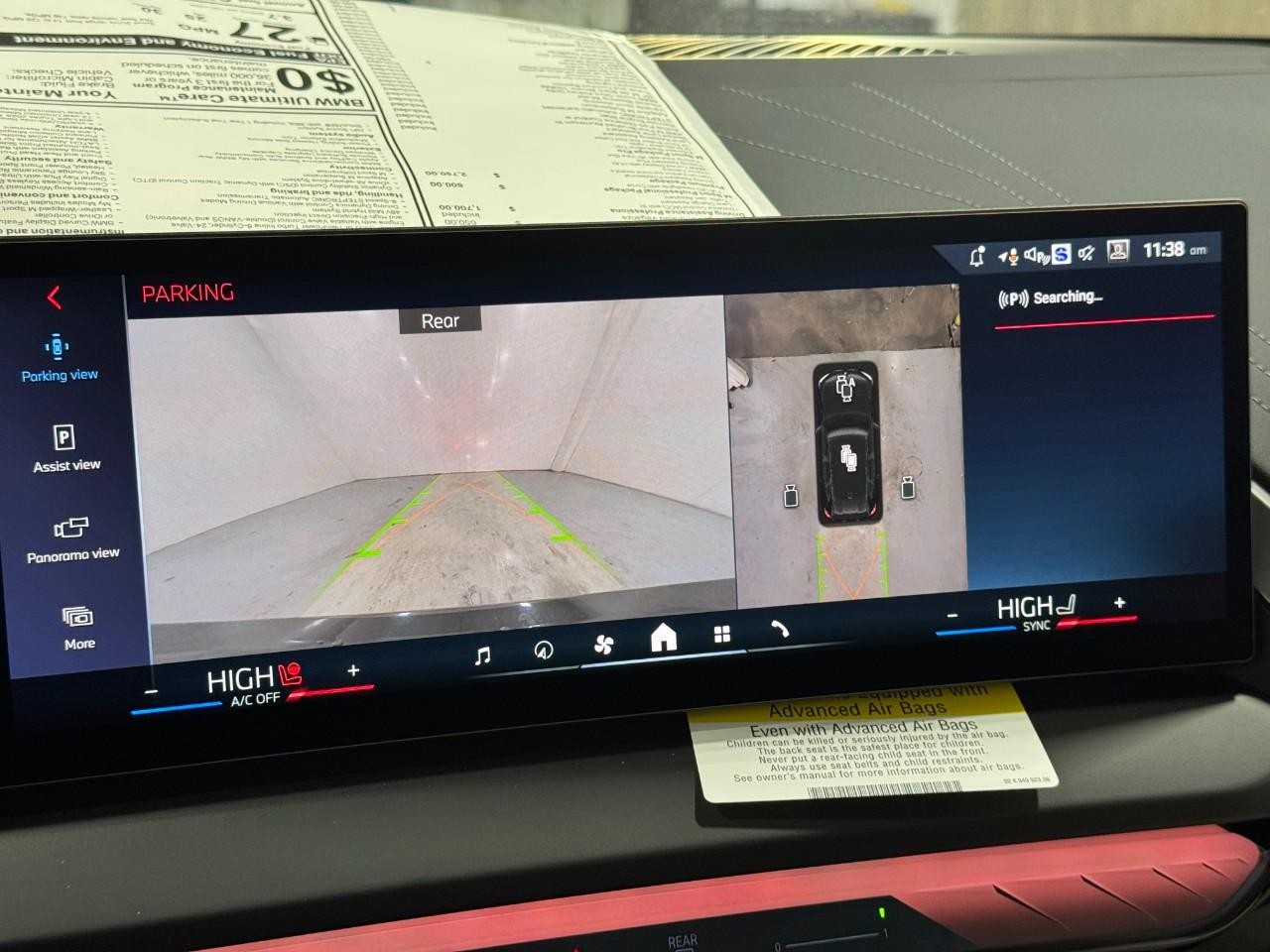 BMW X3 Vehicle Full-screen Gallery Image 31