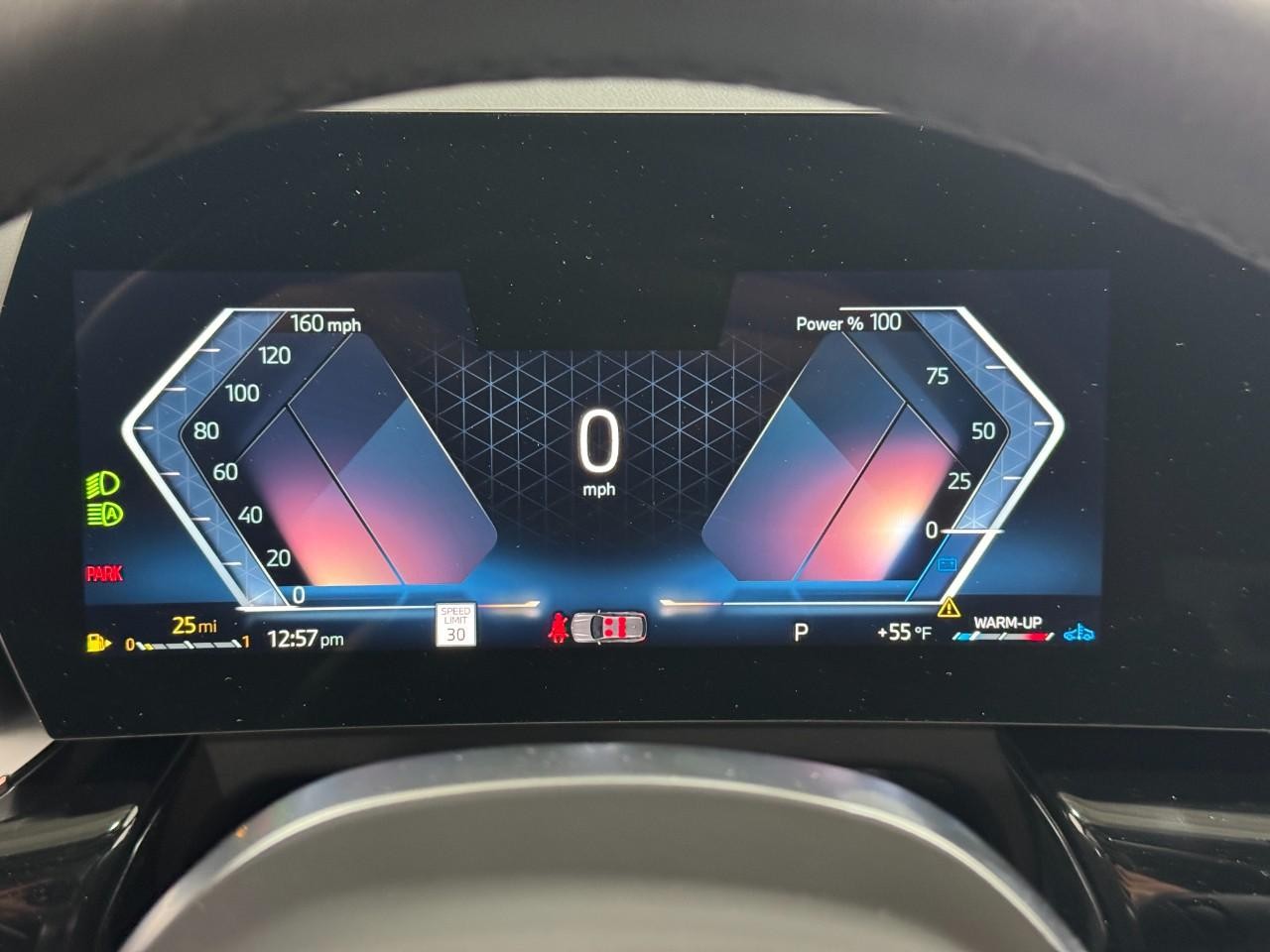 BMW X1 Vehicle Full-screen Gallery Image 31