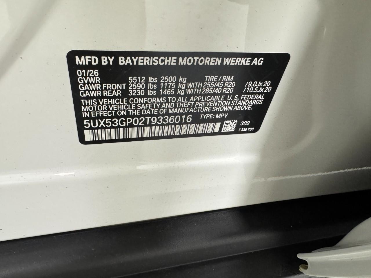 BMW X3 Vehicle Full-screen Gallery Image 32