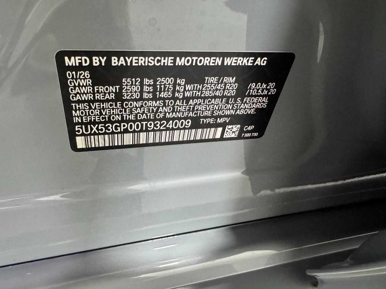 BMW X3 Vehicle Full-screen Gallery Image 33