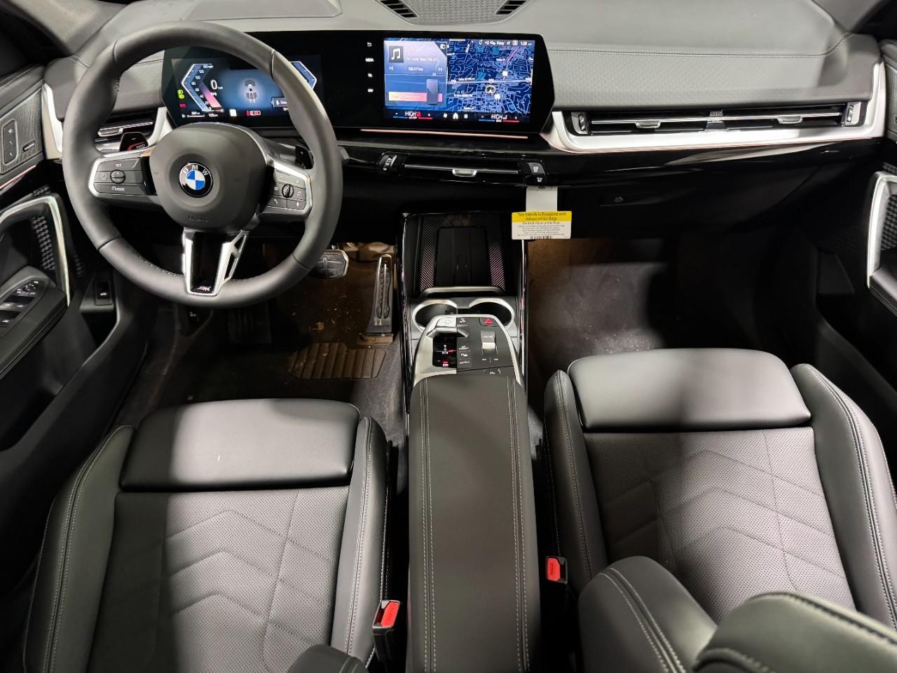 BMW X2 Vehicle Full-screen Gallery Image 12