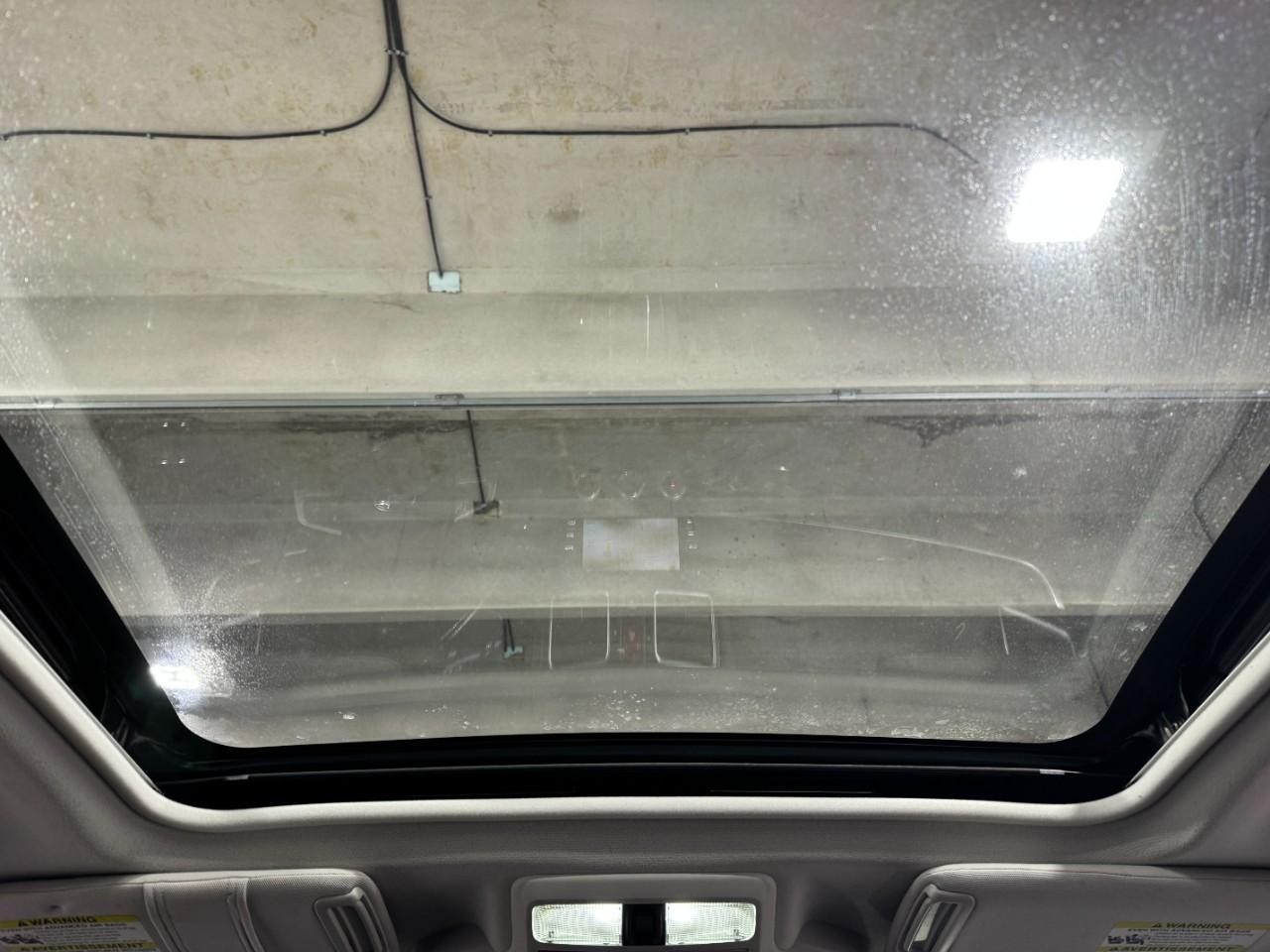 Subaru Forester Vehicle Full-screen Gallery Image 11