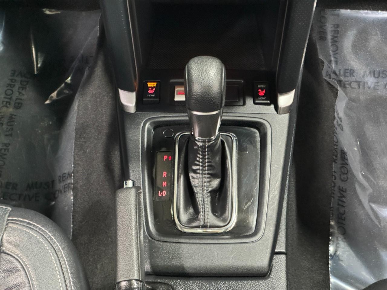 Subaru Forester Vehicle Full-screen Gallery Image 16