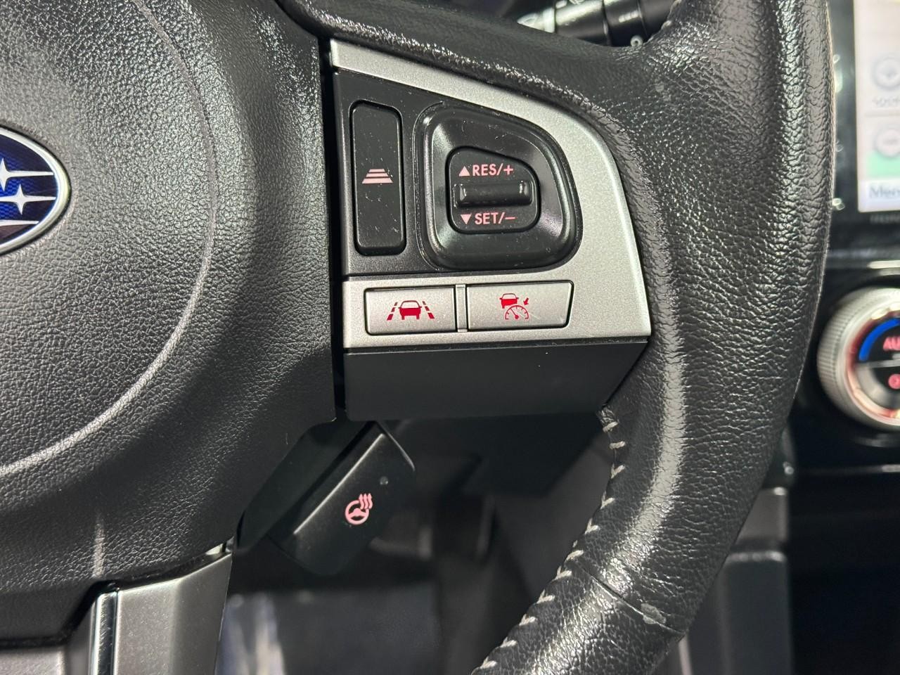 Subaru Forester Vehicle Full-screen Gallery Image 31