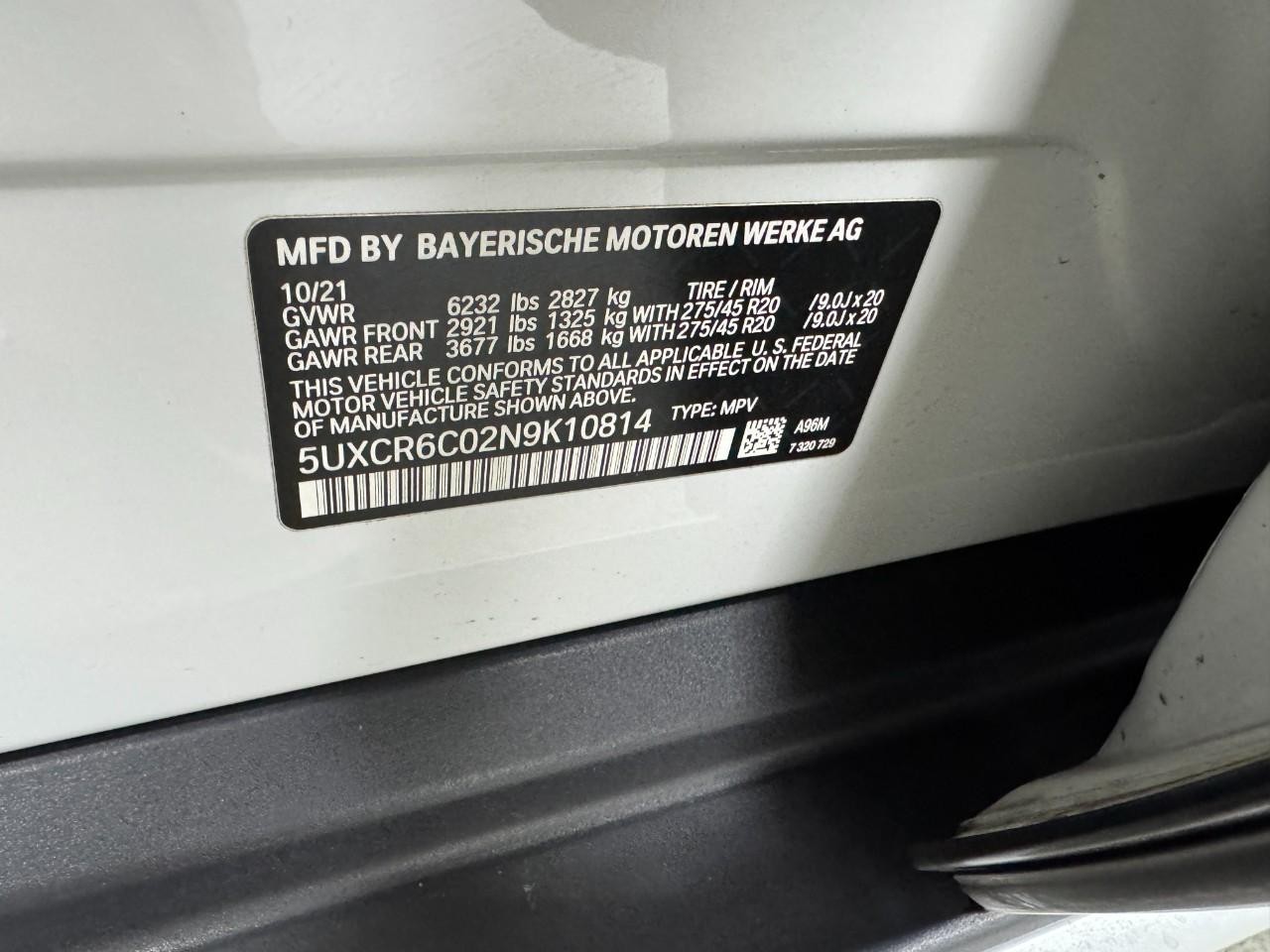 BMW X5 Vehicle Full-screen Gallery Image 36