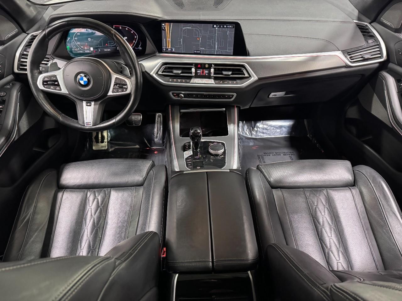 BMW X5 Vehicle Full-screen Gallery Image 12