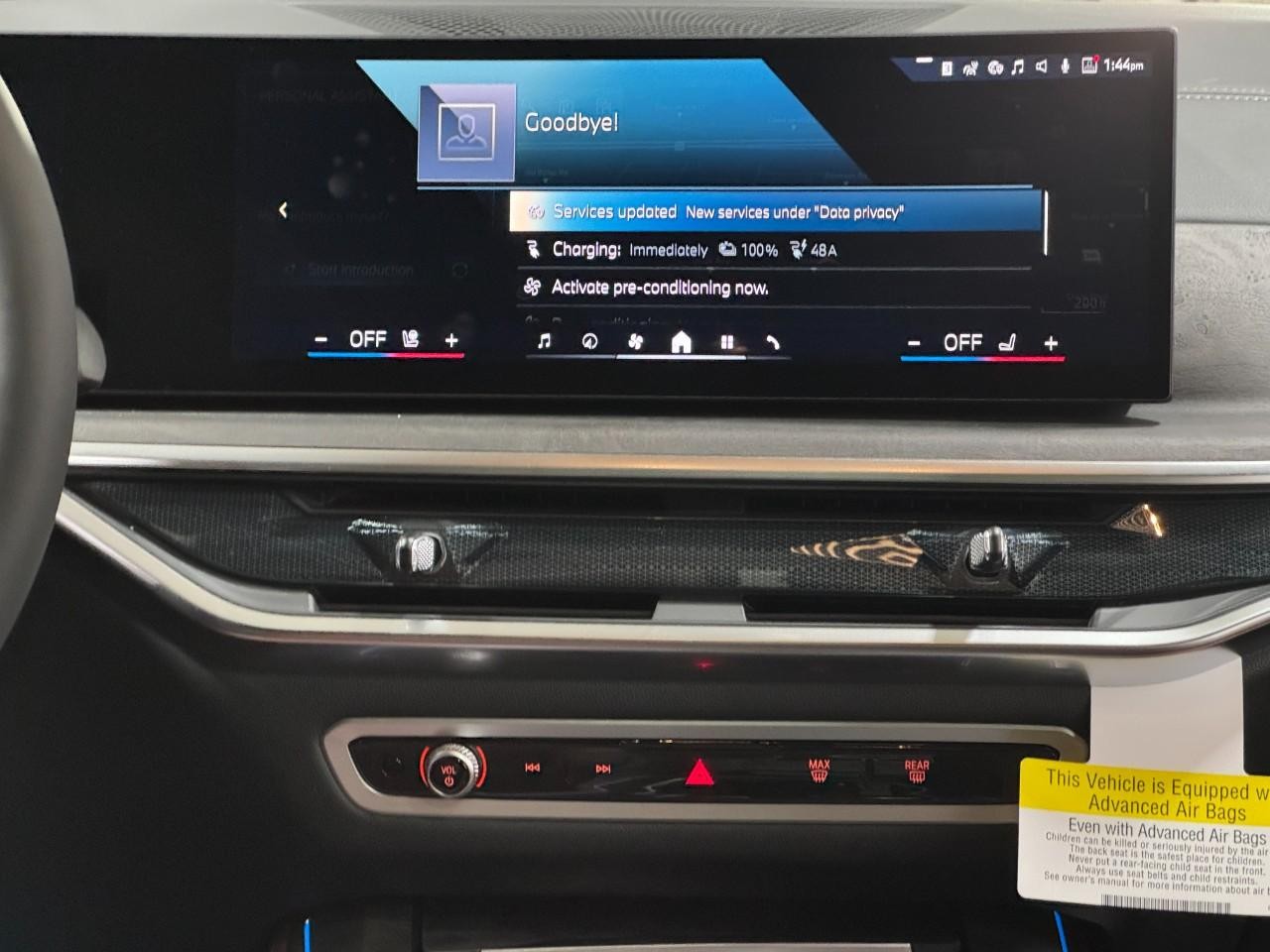 BMW X5 Vehicle Full-screen Gallery Image 15