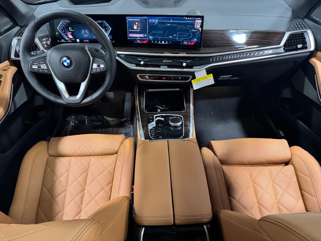 BMW X5 Vehicle Full-screen Gallery Image 13