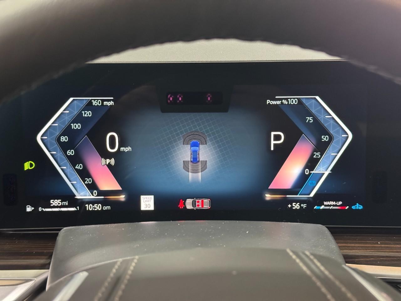 BMW X5 Vehicle Full-screen Gallery Image 33