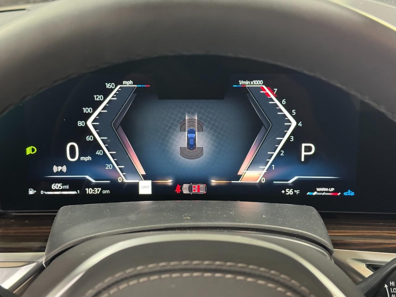 BMW X5 Vehicle Full-screen Gallery Image 33