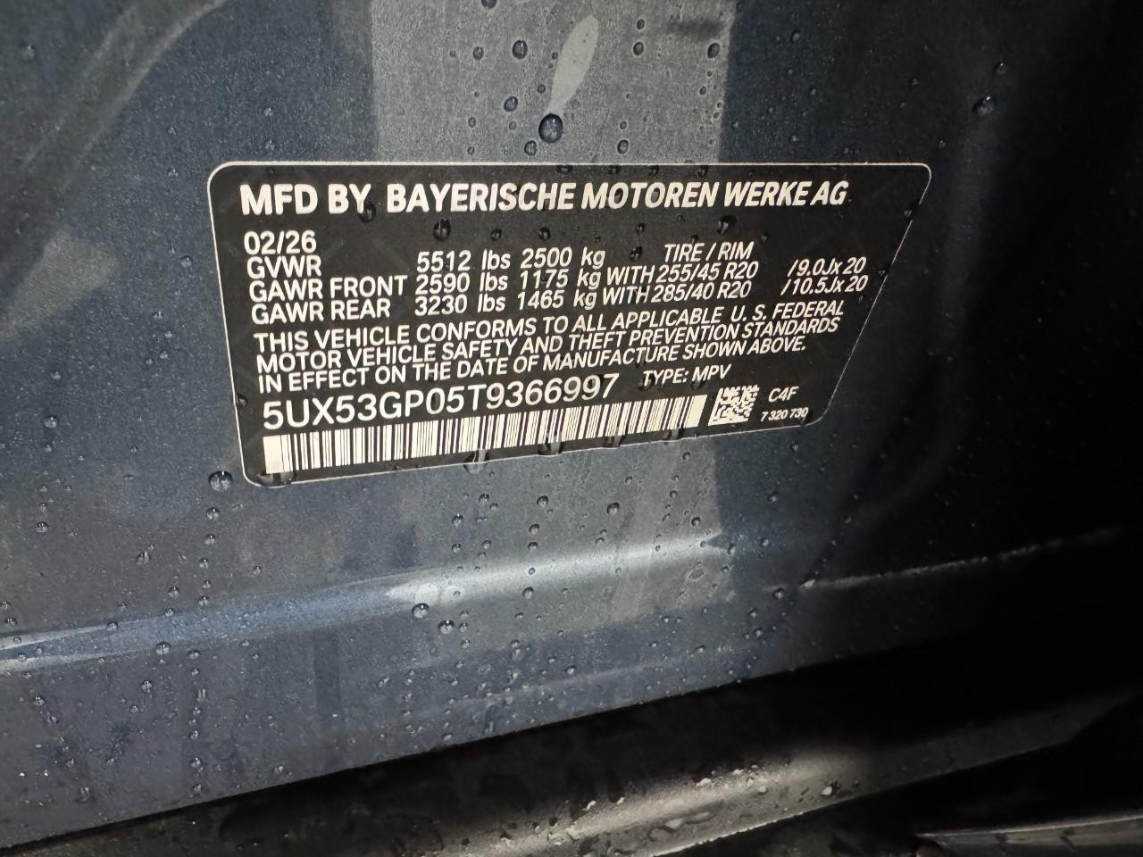 BMW X3 Vehicle Full-screen Gallery Image 31